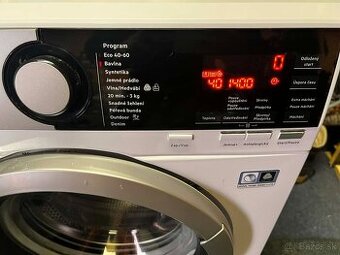 Práčka AEG