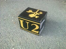 merchandising šálka U2 - 1