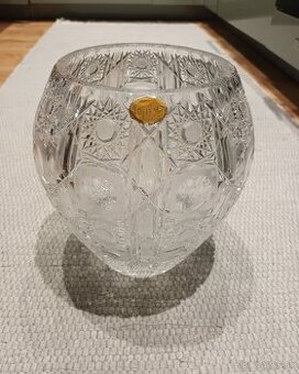 Brúsené sklo Bohemia Crystal - baňatá váza