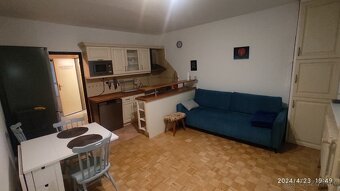 Prenajmem 2-izbový byt – Nitra, Petzwalova (Klokočina)