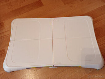 Predám balančnú podložkou Wii Fit Board pre Nintendo Wii