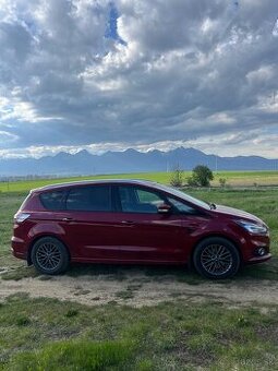 S-MAX