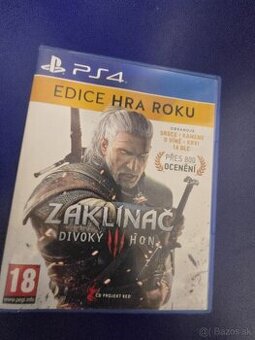 PS4 Zaklínač divoký Hon