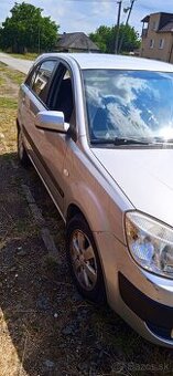 Predám Kia Rio sedan. 1.4 71 kw