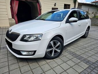 Škoda Octavia Combi 1.6 TDI M6 GreenLine DVD R16 Orig. KM