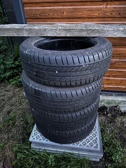 Goodyear Efficient Grip 195/60R15 letné
