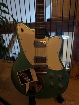 🎸 Elektrická gitara Squier Toronado by Fender