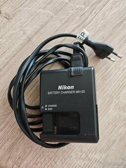 Nabíjačka Nikon MH-25
