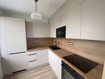 Prenájom 3 izbový byt, Košice - TERASA.