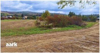 AARK: Stavebný pozemok - 1.644 m², Ratnovce - 4 km od Piešťa