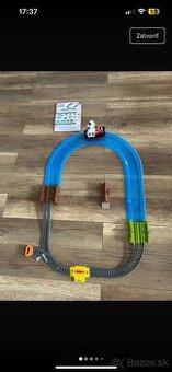 Draha s lodkou + motorizovany vlacik Nia