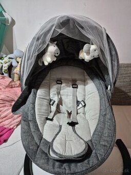 Baby hojdačka.