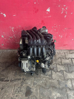 MOTOR Volkswagen Golf IV 1,6 74KW AKL kompletní