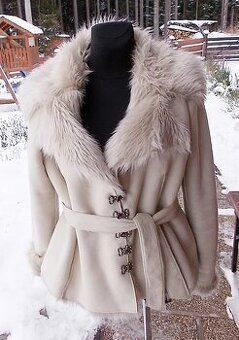 Kožušinový kabát