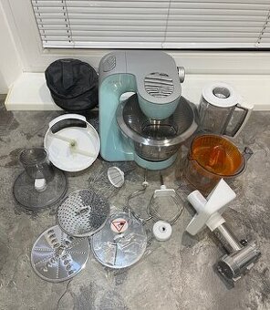 Bosch MUM 58020 1000w kuchynský robot