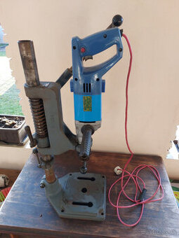 stolova stlpova vrtacka