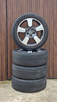 Komplet letnú sadu na ŠkodaScout 5x112 225/50 R17.