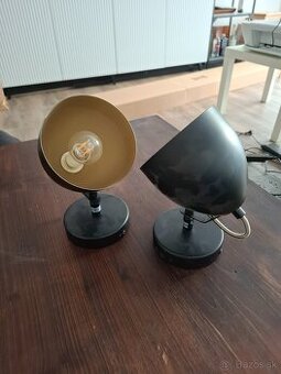 Darujem 2ks nastenne lampy, funkcne