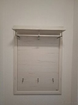Predám vešiakový panel