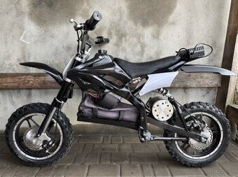 Elektro pitbike z Nemecka – 800W