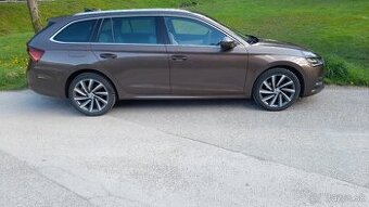 Predám Škoda octávia combi 6/2022