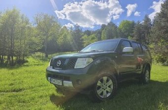 Nissan Pathfinder 2.5 rok 2006 - 1