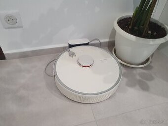 Robotický vysávač Roborock S6 Pure