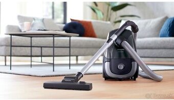 Vreckový vysávač Phillips Power Go - LACNO (povodne 99€)