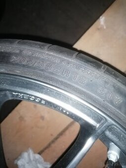 205/35r18 letné