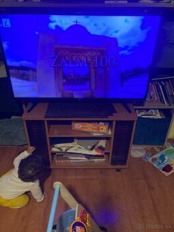 Predám televízor