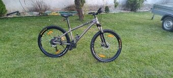 Horský bicykel Kellys