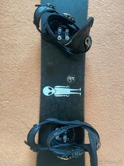 Snowboard Nitro 147 + Burton viazanie + topánky