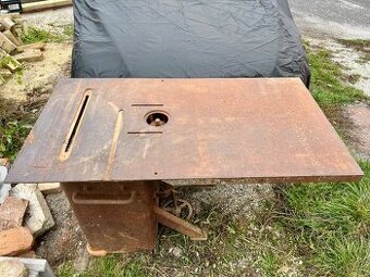 Cirkulár / píla + fréza na drevo