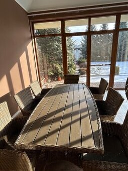 Predám záhradný stôl, stoličky a hojdačku