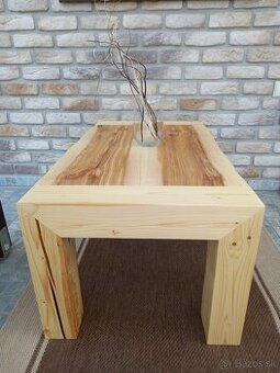 Konferenčný stolík