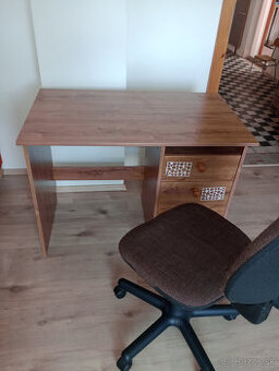 Písací stolík so stoličkou