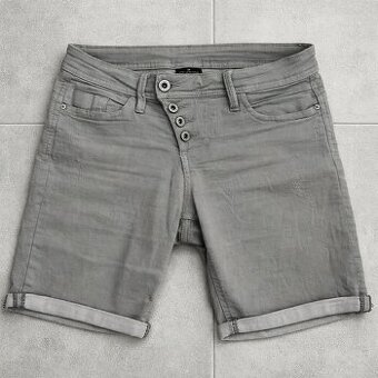 Riflové kraťasy Takko fashion