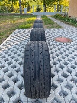 Dunlop SP Sport Maxx 215/45 R16