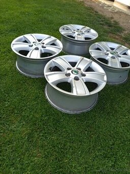 R15 5x112