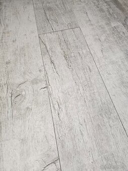 Keramická dlažba-gres 20x120 vo vzhľade dreva rustik bianco
