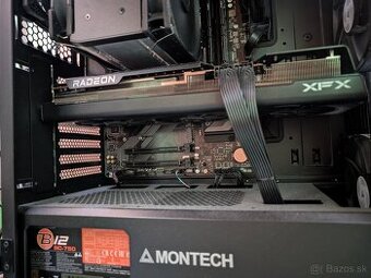 AMD RX 7800 XT