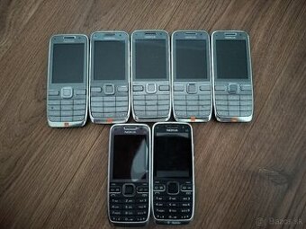 Nokia e52