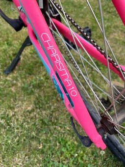 Dievčenský bicykel