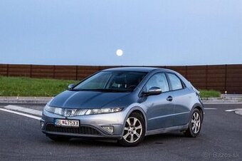 Honda Civic 1.8 VTEC Sport - 1