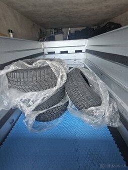 Zimne pneumatiky 225/45 R18 XL