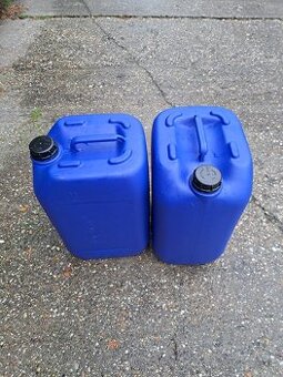 Plastové kanistre(bandasky) 25L