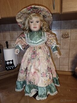 Porcelánová bábika 2...