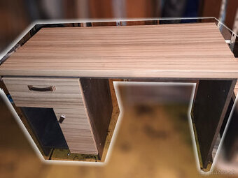 PC kancelársky stôl