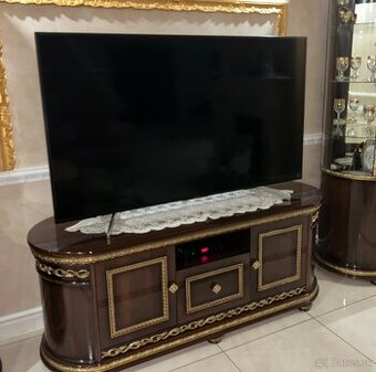 Ponúkam na predaj televízor Sony Smart 4K