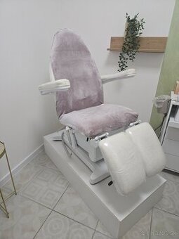 Elektrické pedikérske kreslo